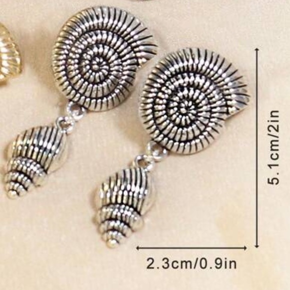Silver Seashell Earrings - Picture 5 of 5